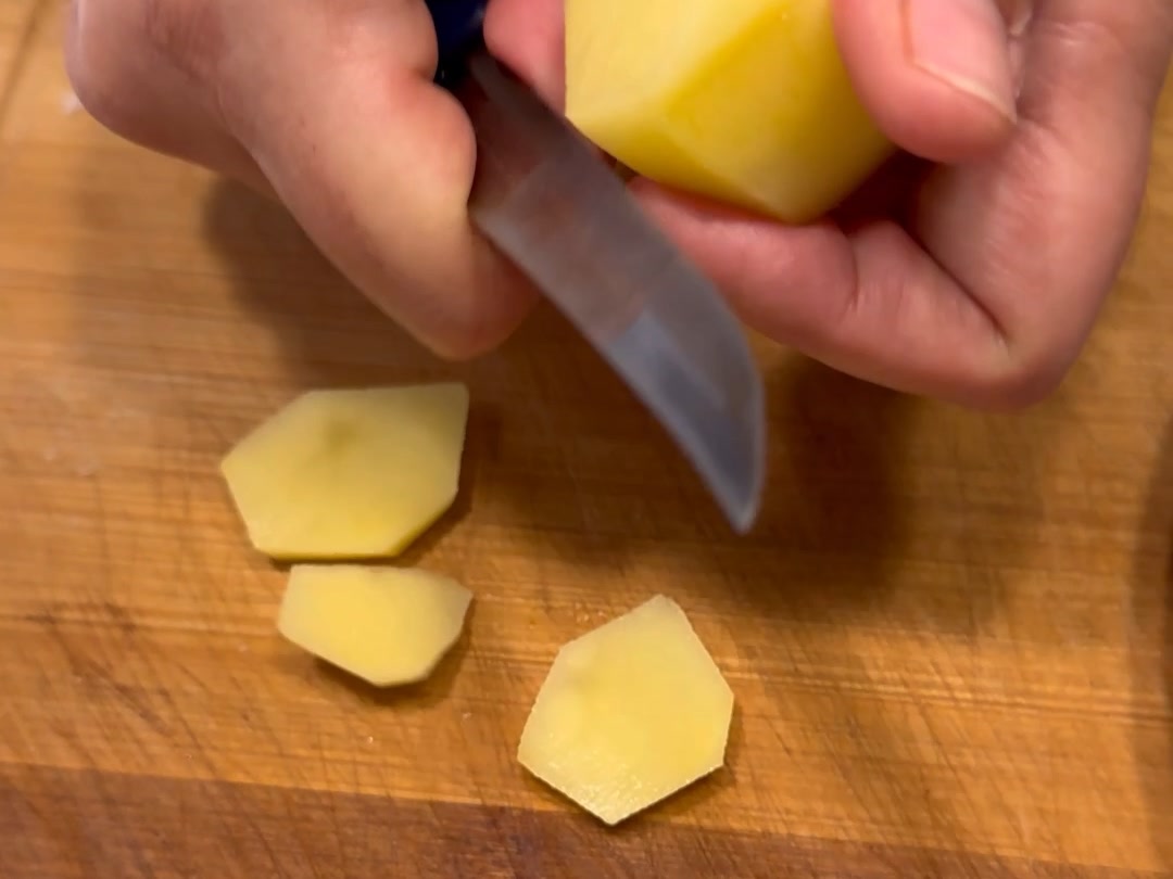 Spiedini di polpette e patate
