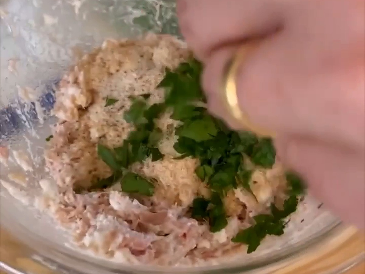 Polpette di tonno e ricotta in friggitrice ad aria