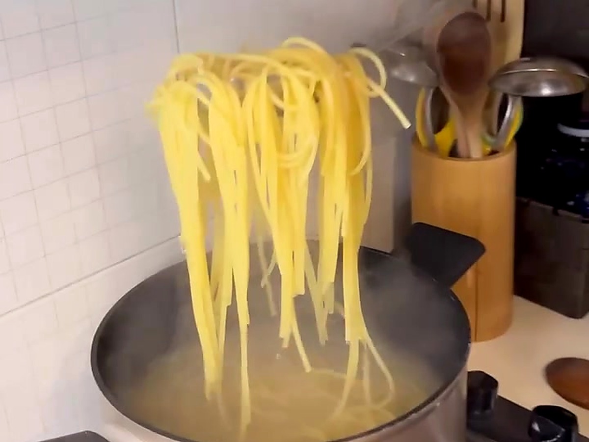 Pasta col nero di seppia alla siciliana