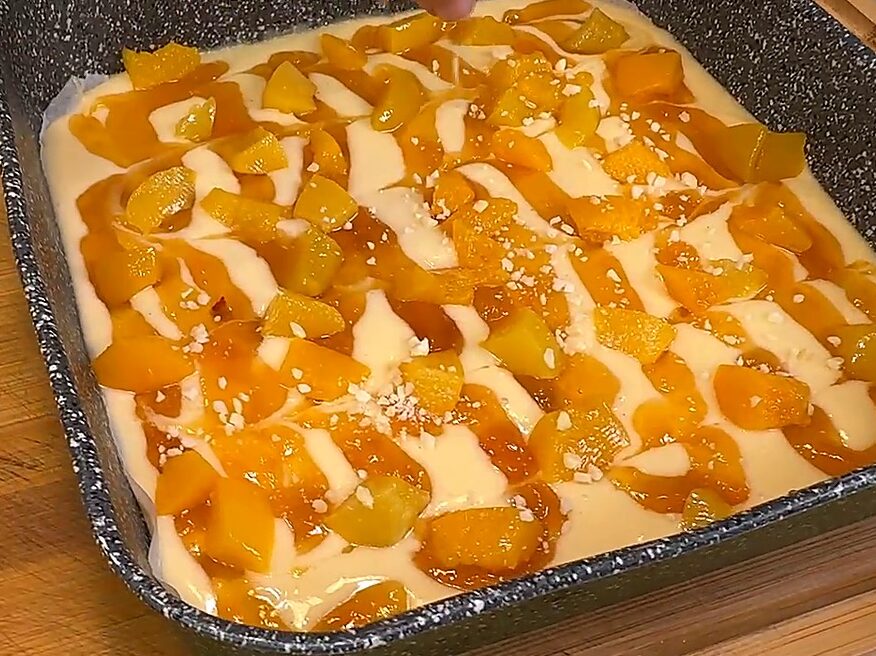 Torta alle pesche