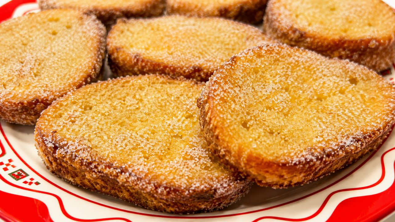 Pane fritto dolce siciliano