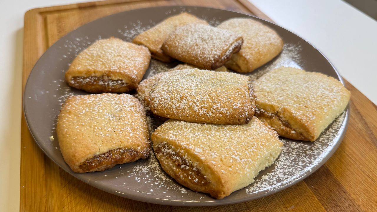 Settembrini con marmellata di fichi e frolla alle mandorle