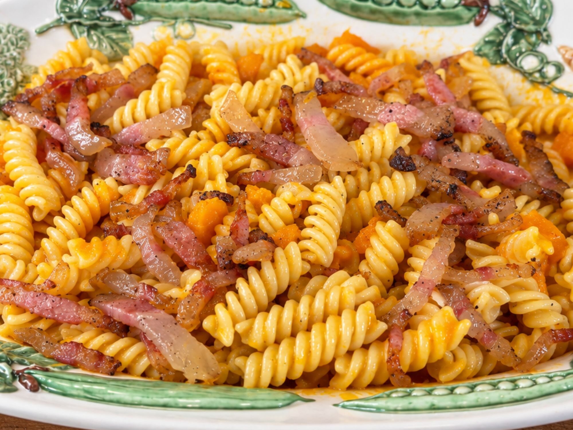 Pasta con zucca e guanciale