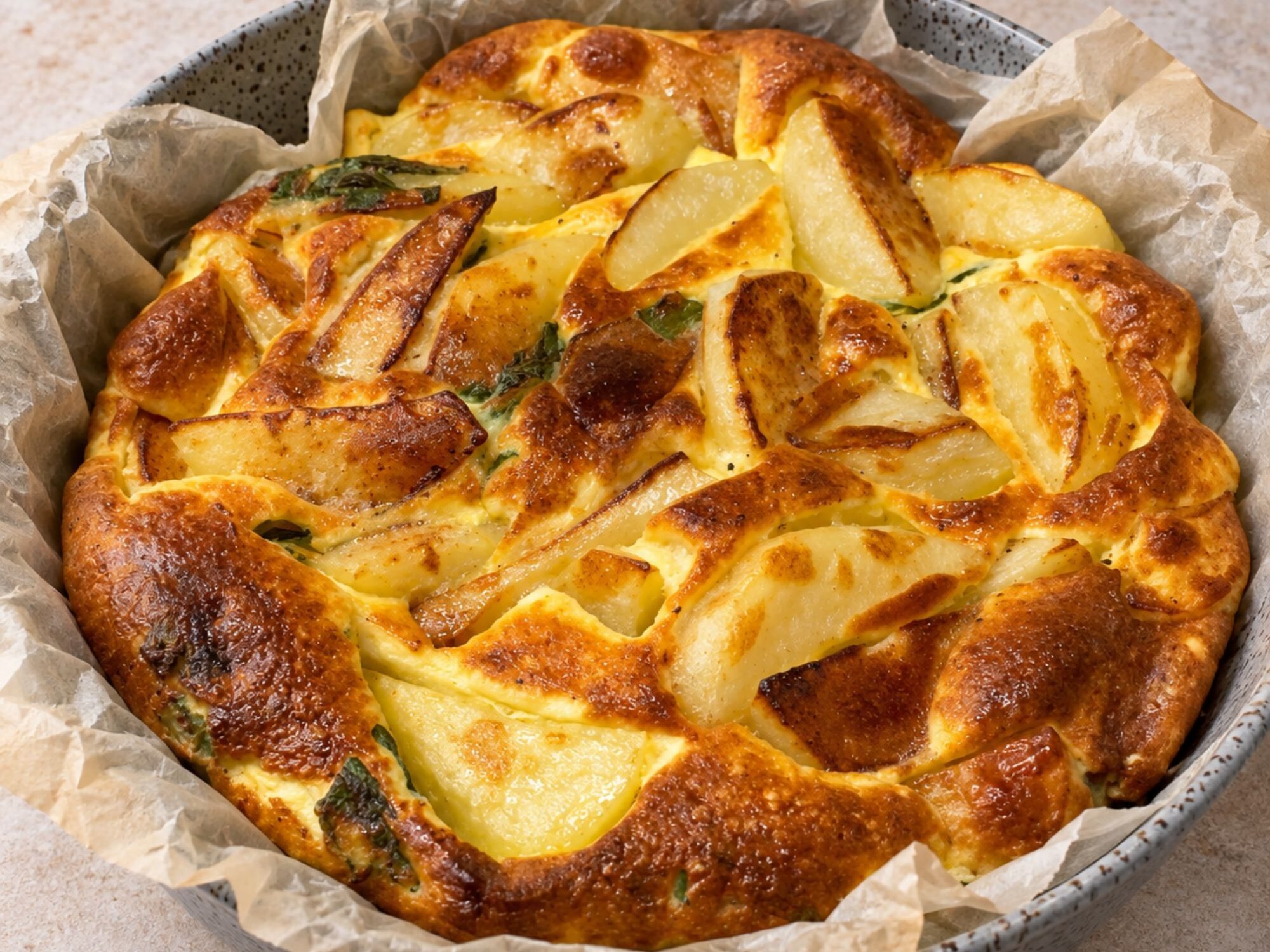 Torta di patate e uova al forno
